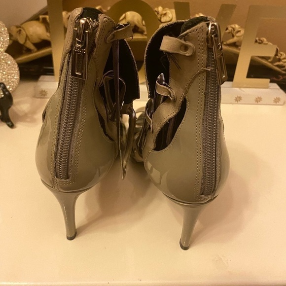 SCHUTZ LEATHER HEELED SHOE SIZE 8 - Picture 8 of 8